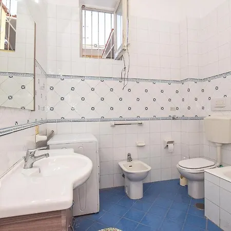 4 Bedroom In * Ischia