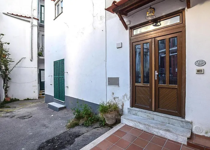 4 Bedroom In *
